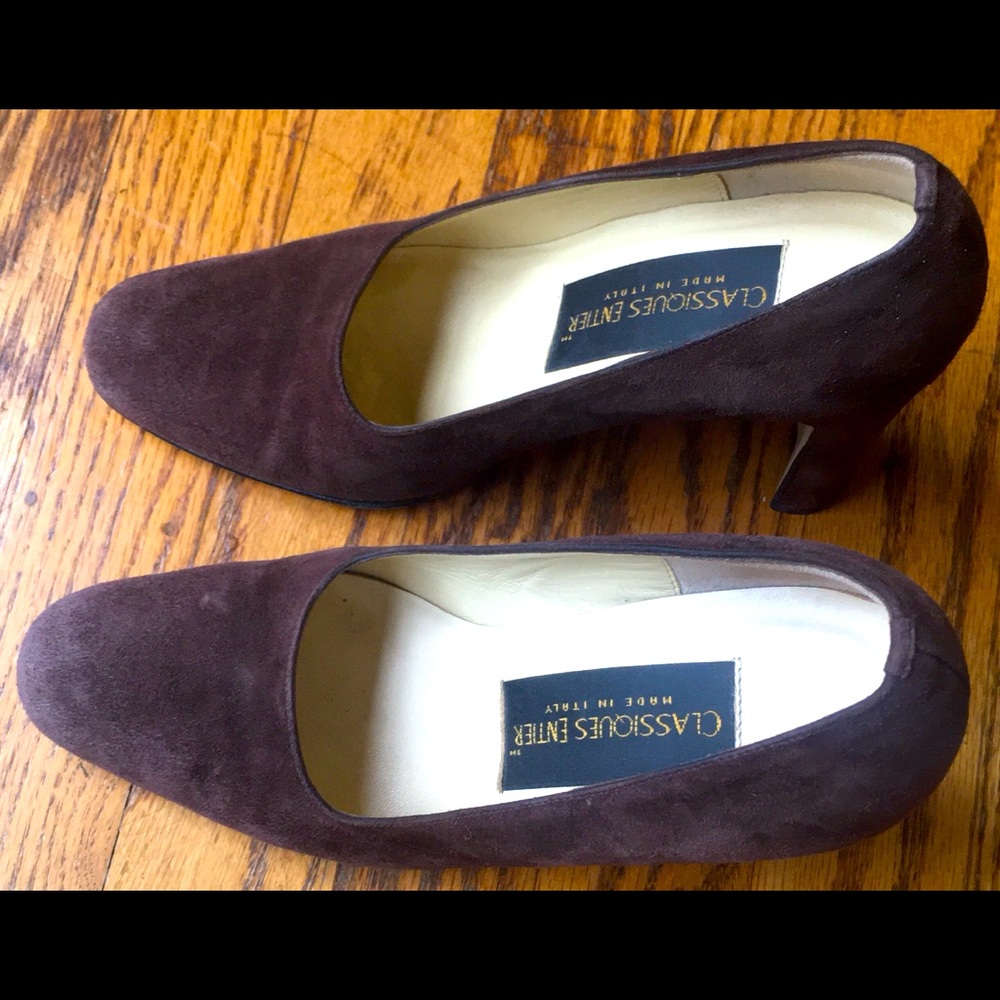 Classiques Entier Italian made brown suede heels, size 4B,